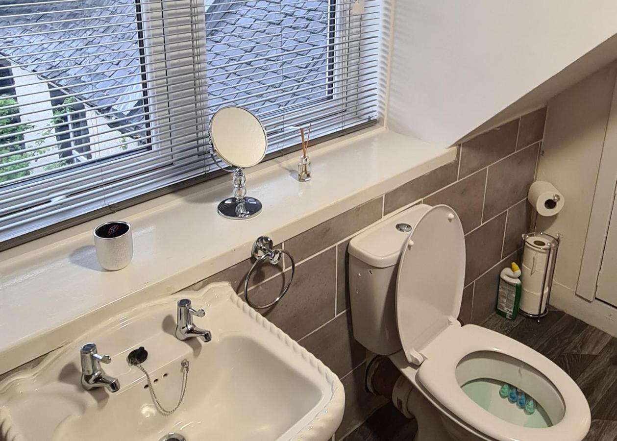 Inviting 1-Bed Apartment In Campbeltown Loch Views Exteriér fotografie